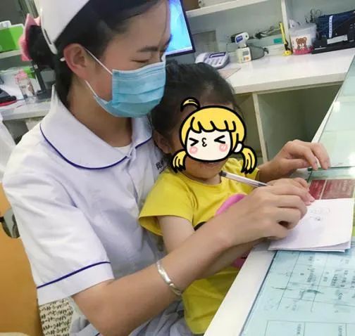 清晰毕业礼安全祛白100分 青少年暑期专属诊疗体系