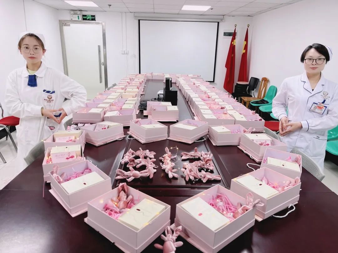 5.12护士节 | 致敬最美的白衣天使