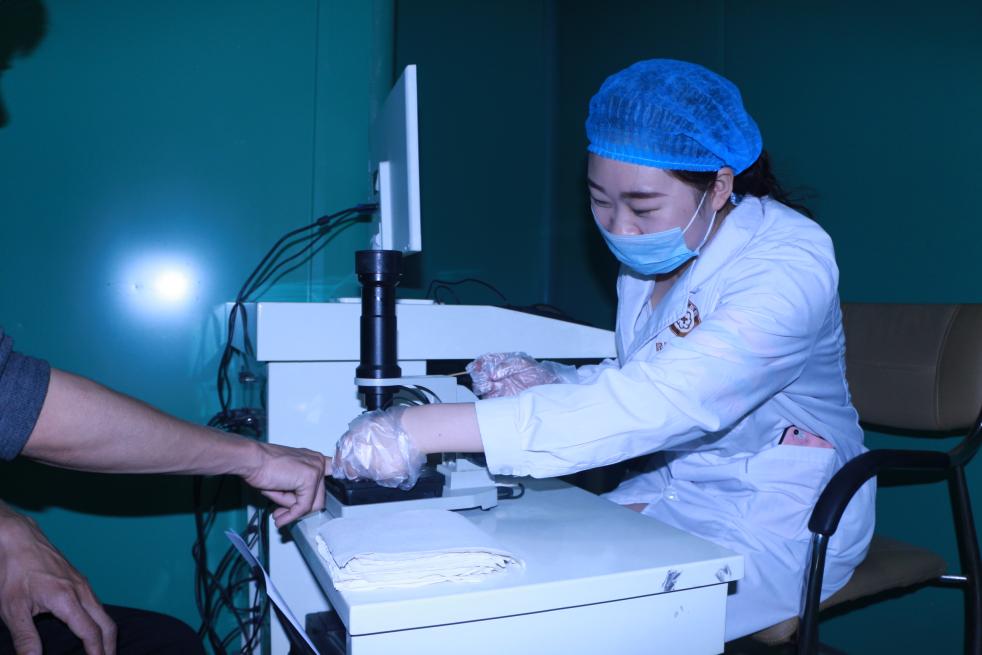 415全国白癜风防治日——拒绝冷漠 正确看待白癜风